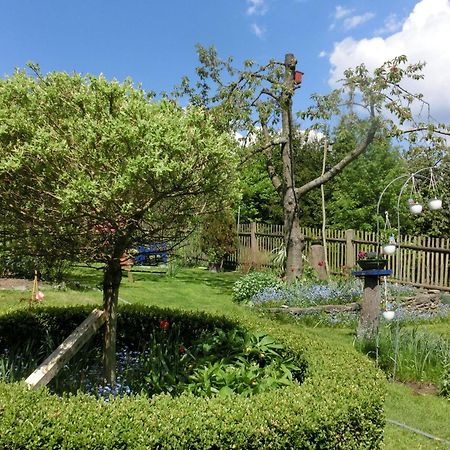 Apartment In Thuringian Forest With Garden Schwarzatal Bagian luar foto